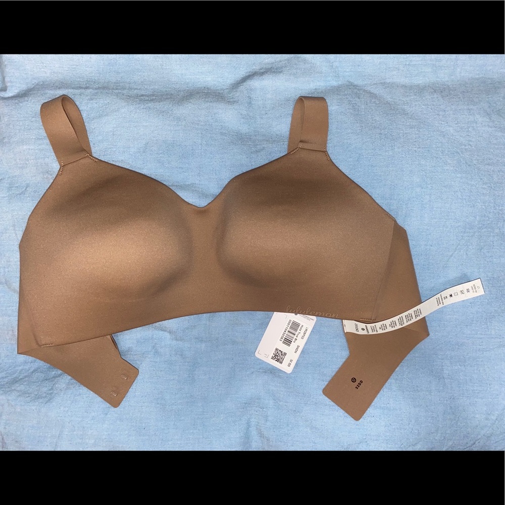 Lululemon wireless bra size 32DD